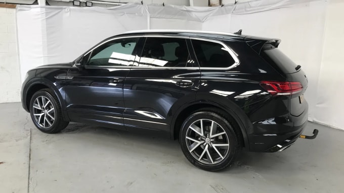 2019 Volkswagen Touareg