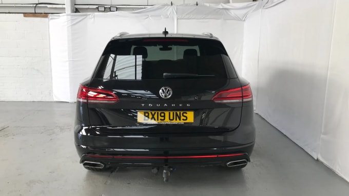 2019 Volkswagen Touareg
