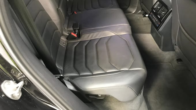 2019 Volkswagen Touareg