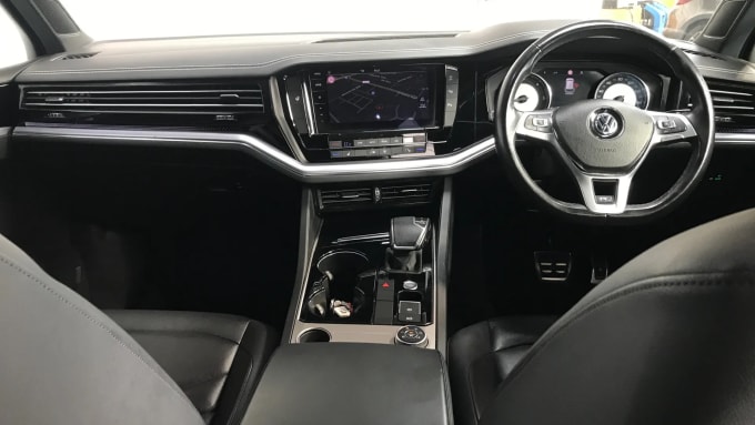 2019 Volkswagen Touareg