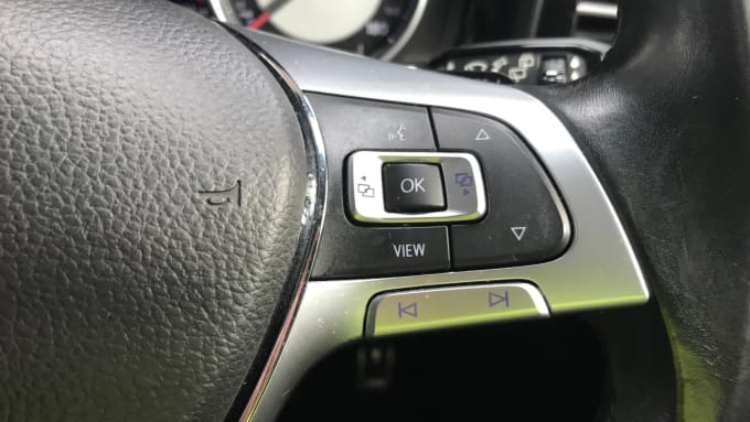 2019 Volkswagen Touareg