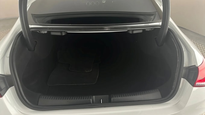 2022 Mercedes-benz Cla Class