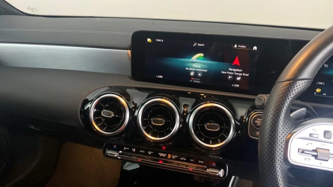 2022 Mercedes-benz Cla Class