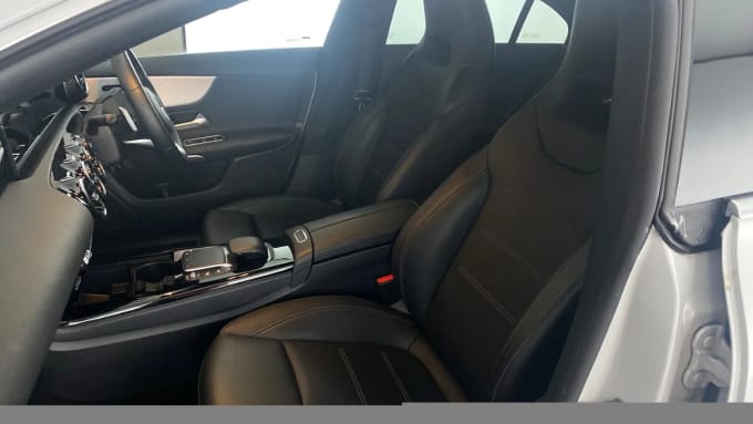 2022 Mercedes-benz Cla Class