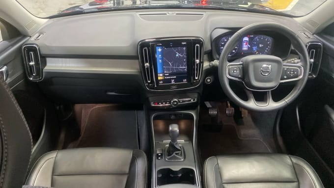 2021 Volvo Xc40