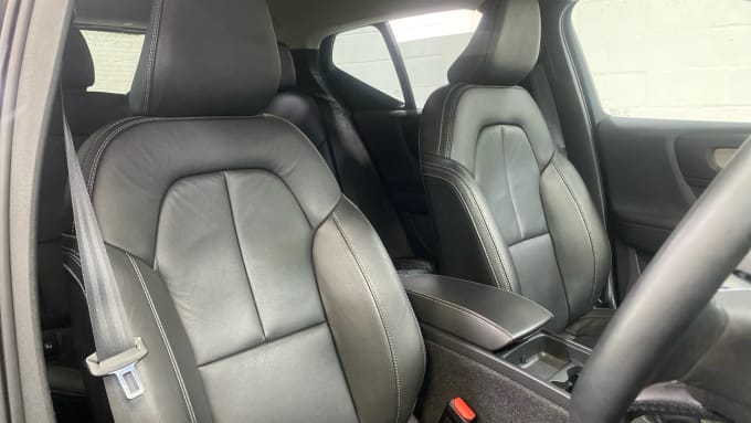 2021 Volvo Xc40