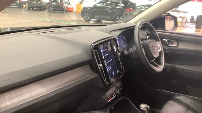 2021 Volvo Xc40