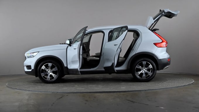 2021 Volvo Xc40