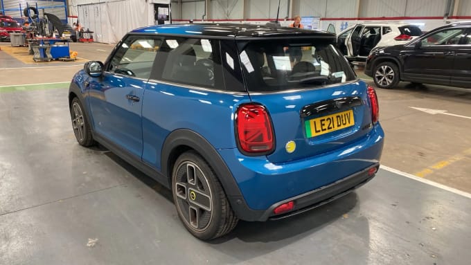2021 Mini Hatch