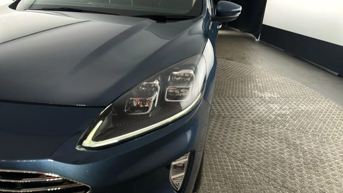 2022 Ford Kuga