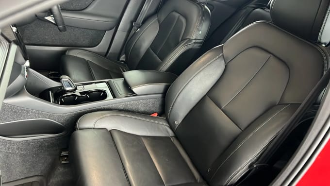 2021 Volvo Xc40