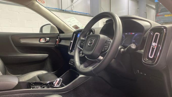 2022 Volvo Xc40