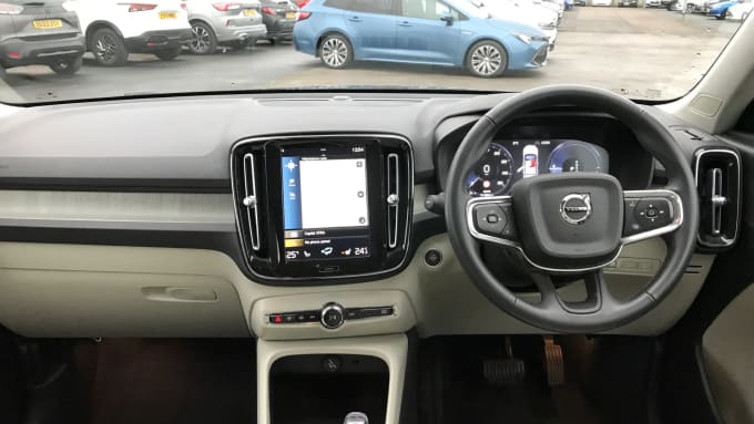 2021 Volvo Xc40