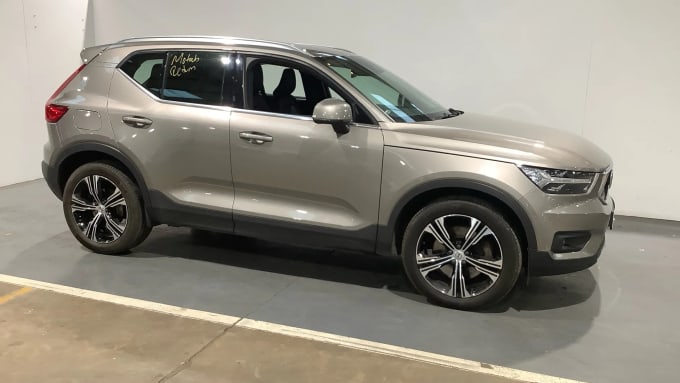 2022 Volvo Xc40