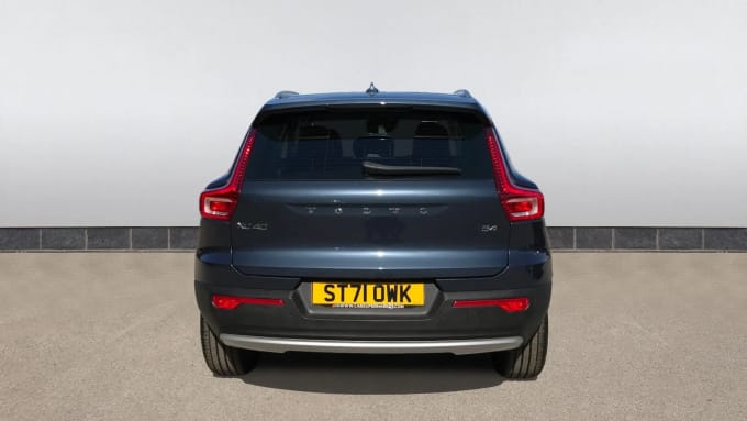 2021 Volvo Xc40