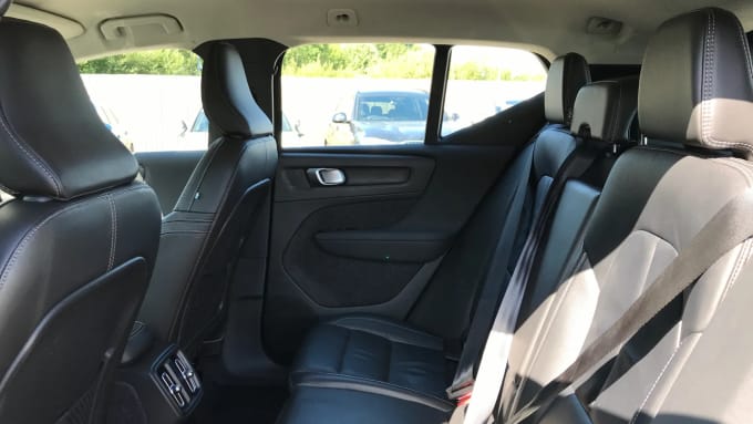 2021 Volvo Xc40