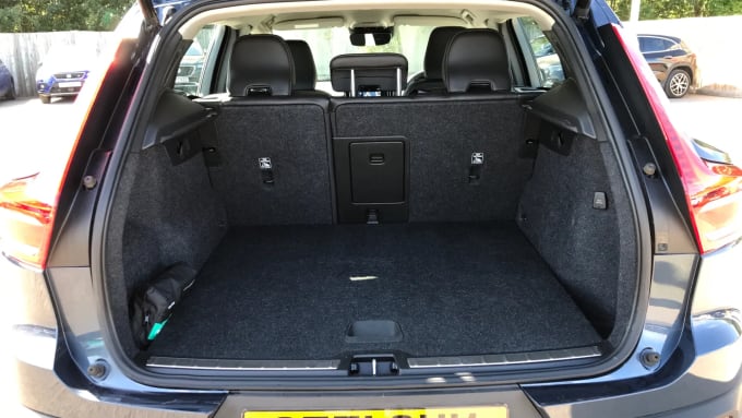 2021 Volvo Xc40