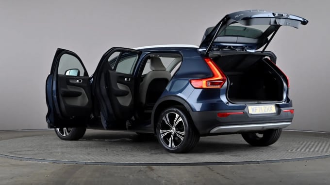 2021 Volvo Xc40