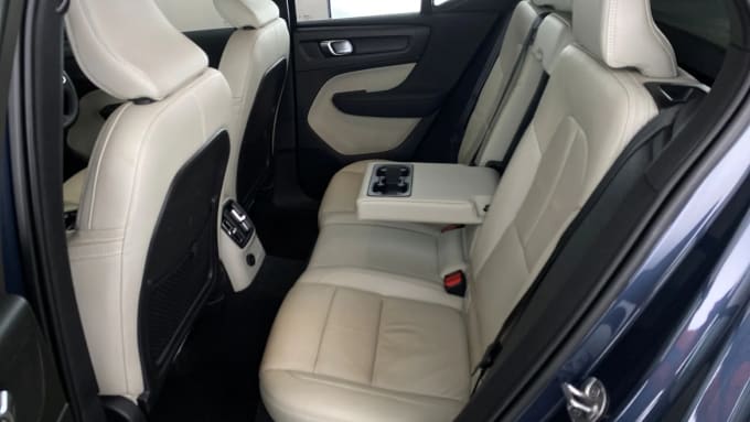 2021 Volvo Xc40