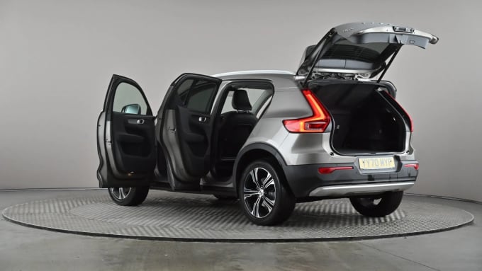 2020 Volvo Xc40