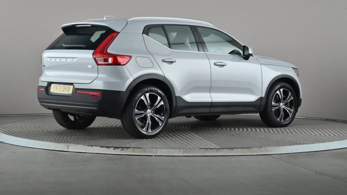 2022 Volvo Xc40