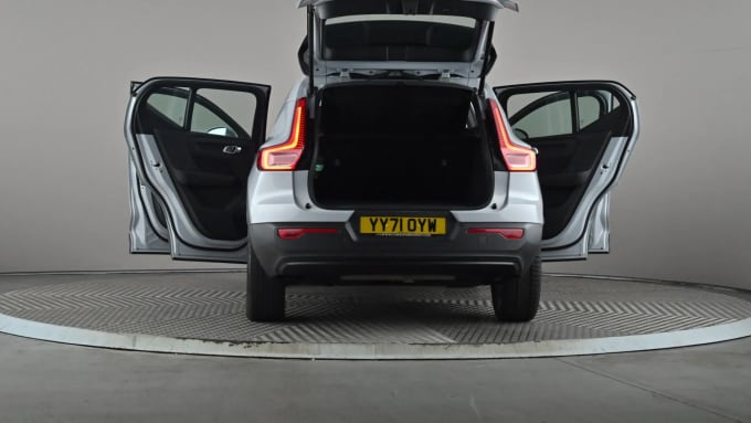 2022 Volvo Xc40