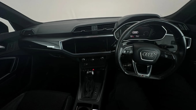 2021 Audi Q3
