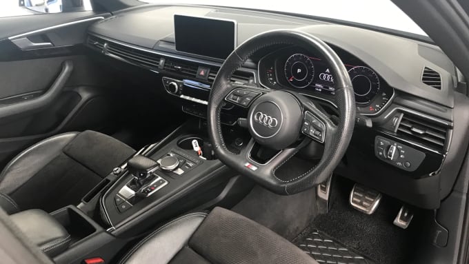 2019 Audi A4