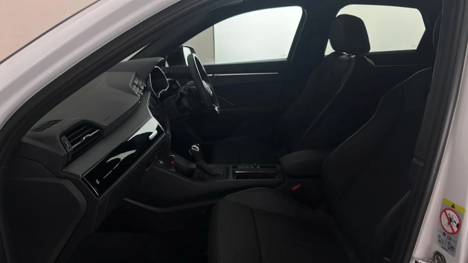 2022 Audi Q3