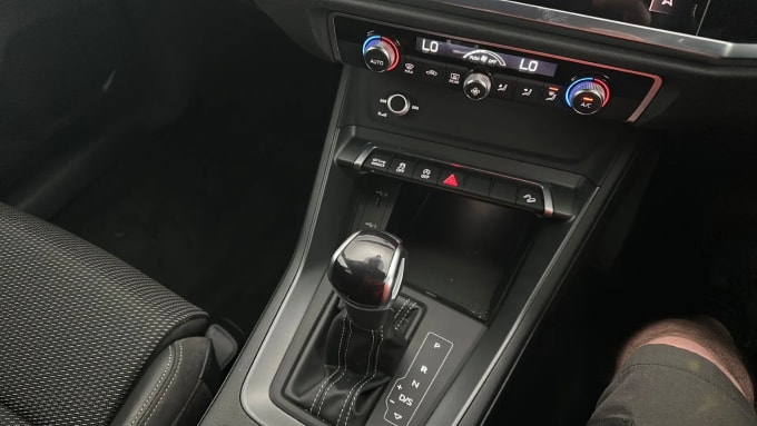 2022 Audi Q3