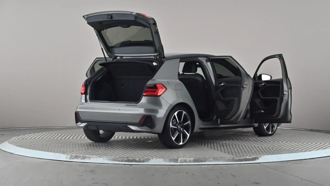 2021 Audi A1