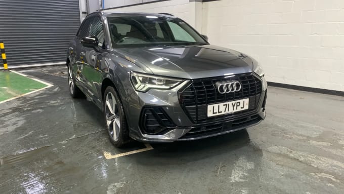 2022 Audi Q3