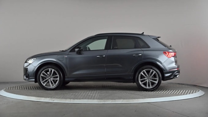 2021 Audi Q3