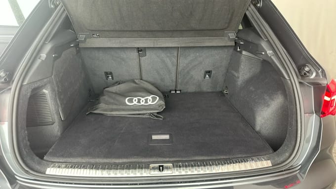 2021 Audi Q3