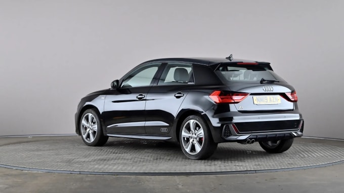 2019 Audi A1
