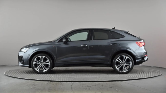 2021 Audi Q3