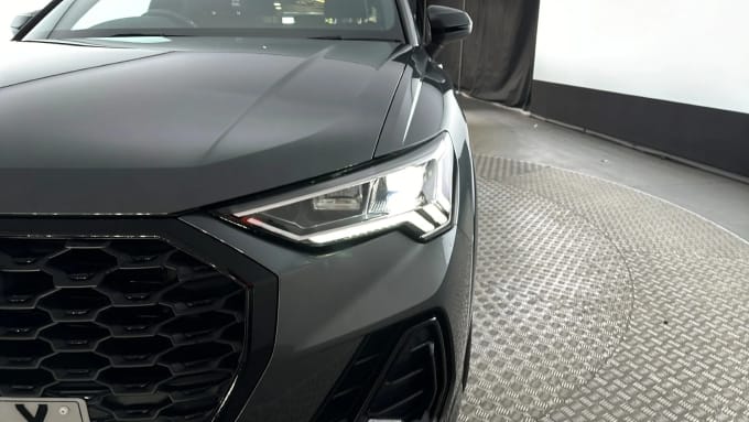 2021 Audi Q3