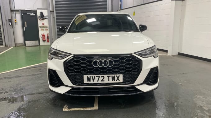 2022 Audi Q3