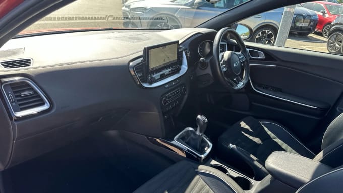 2022 Kia Ceed