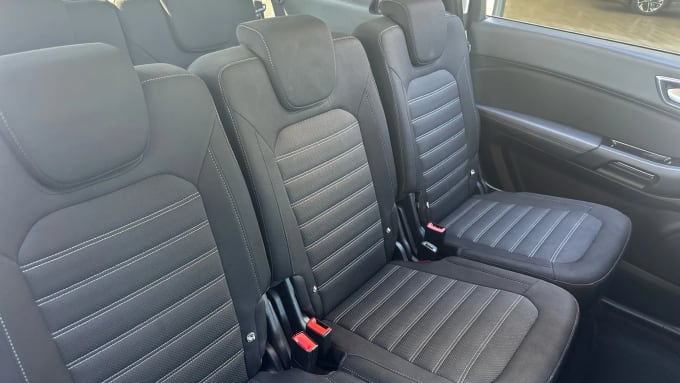 2020 Ford Galaxy