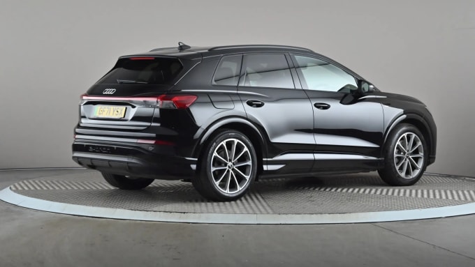 2022 Audi Q4