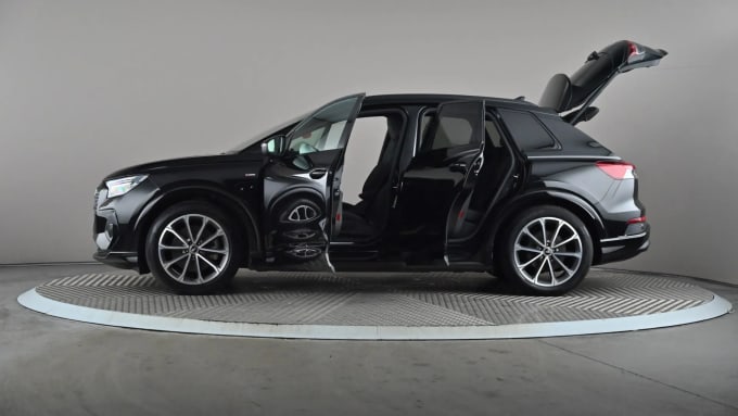 2022 Audi Q4