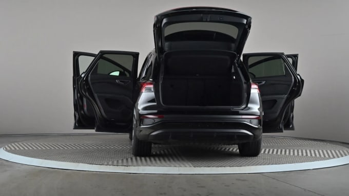 2022 Audi Q4