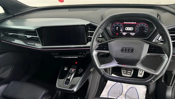 2022 Audi Q4