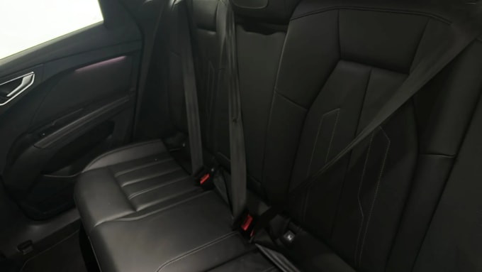 2022 Audi Q4