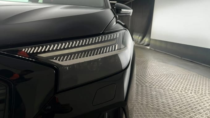 2022 Audi Q4