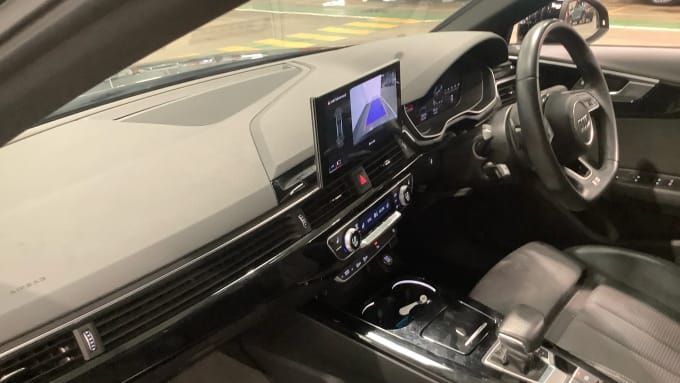 2022 Audi A4