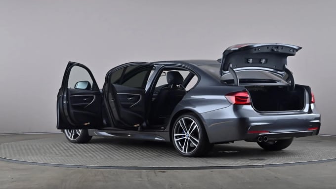 2018 BMW 3 Series