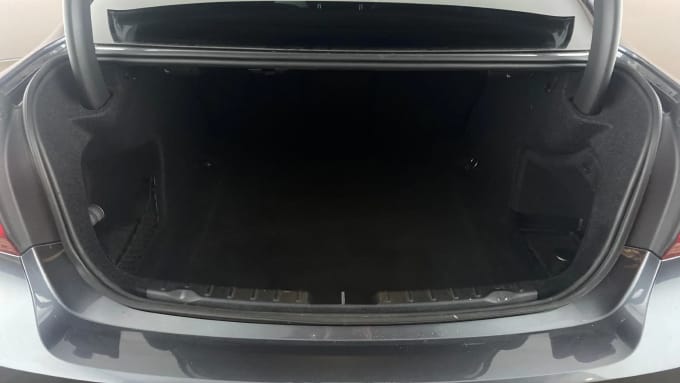 2018 BMW 3 Series