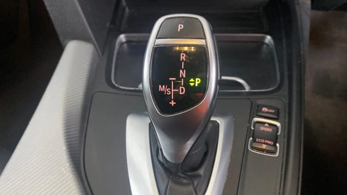 2018 BMW 3 Series